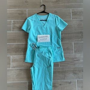 Figs Fresh Aqua Scrub Set